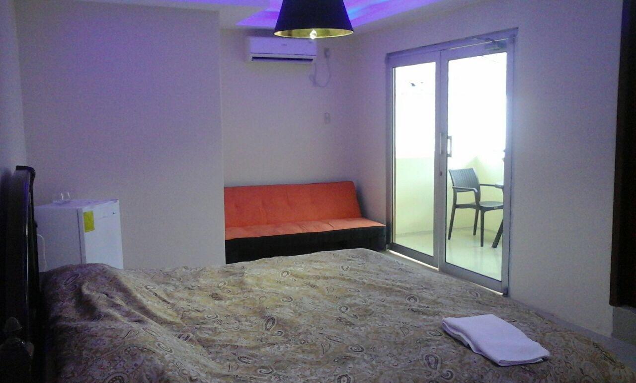 Hostal Las Velas Hotel Manta Exterior photo